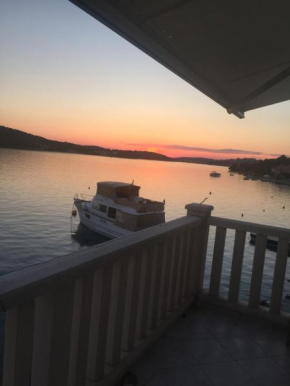 “Sandra” - seaside apartment